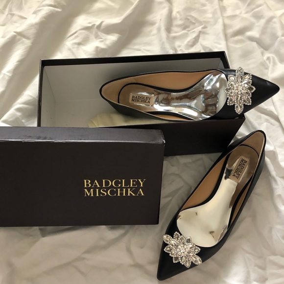 Badgley Mischka Shoes - Badgley Mischka flats